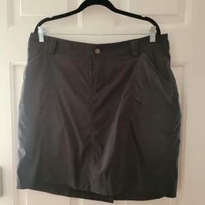 Duluth Dry on the Fly Skort - 18 - Black